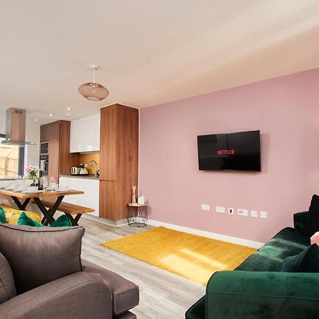 Beaut 5 Bed House W Parking Villa Manchester Bagian luar foto